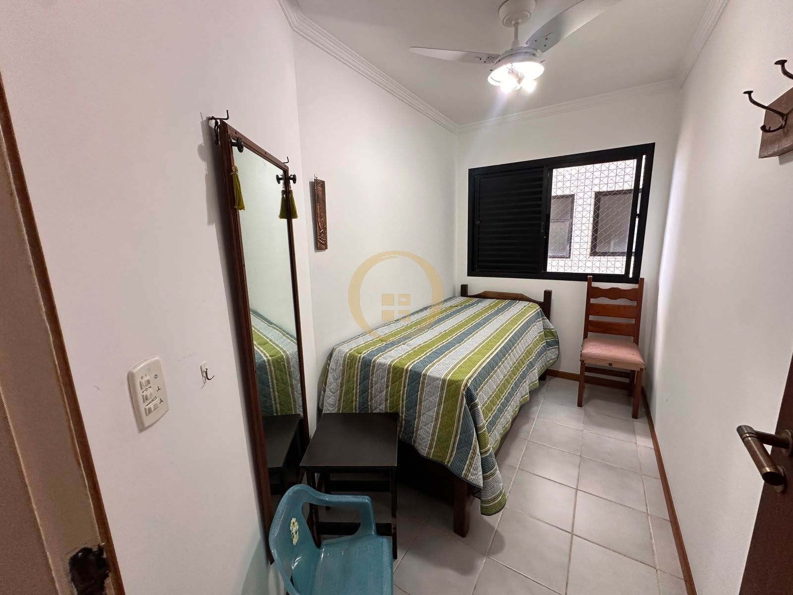 Apartamento na Praia da Enseada, Guarujá - SP