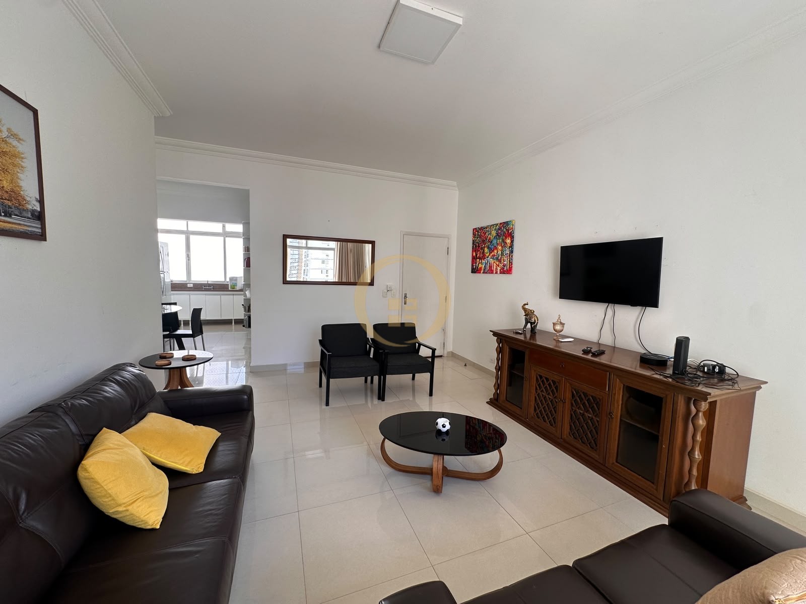 Apartamento na Praia das Pitangueiras, Guarujá - SP