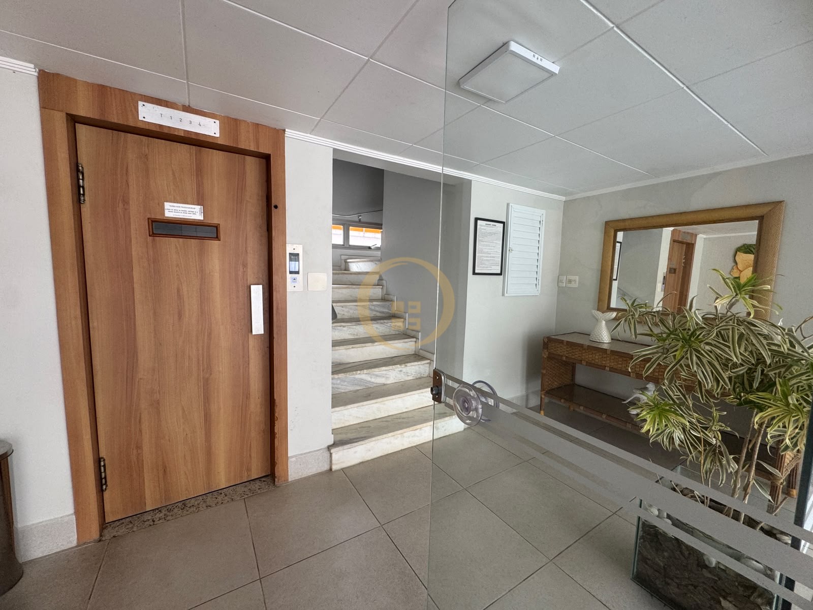 Apartamento na Praia da Enseada, Guarujá - SP