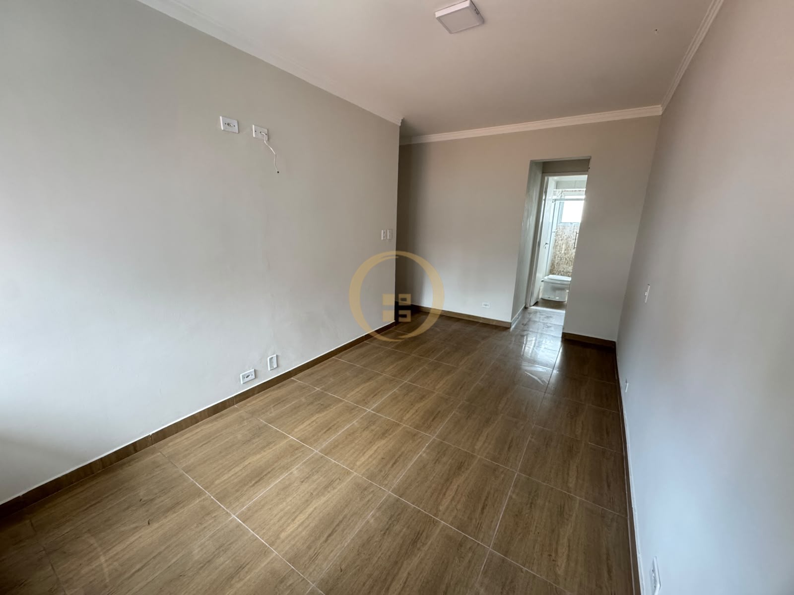 Apartamento na Praia da Enseada, Guarujá - SP