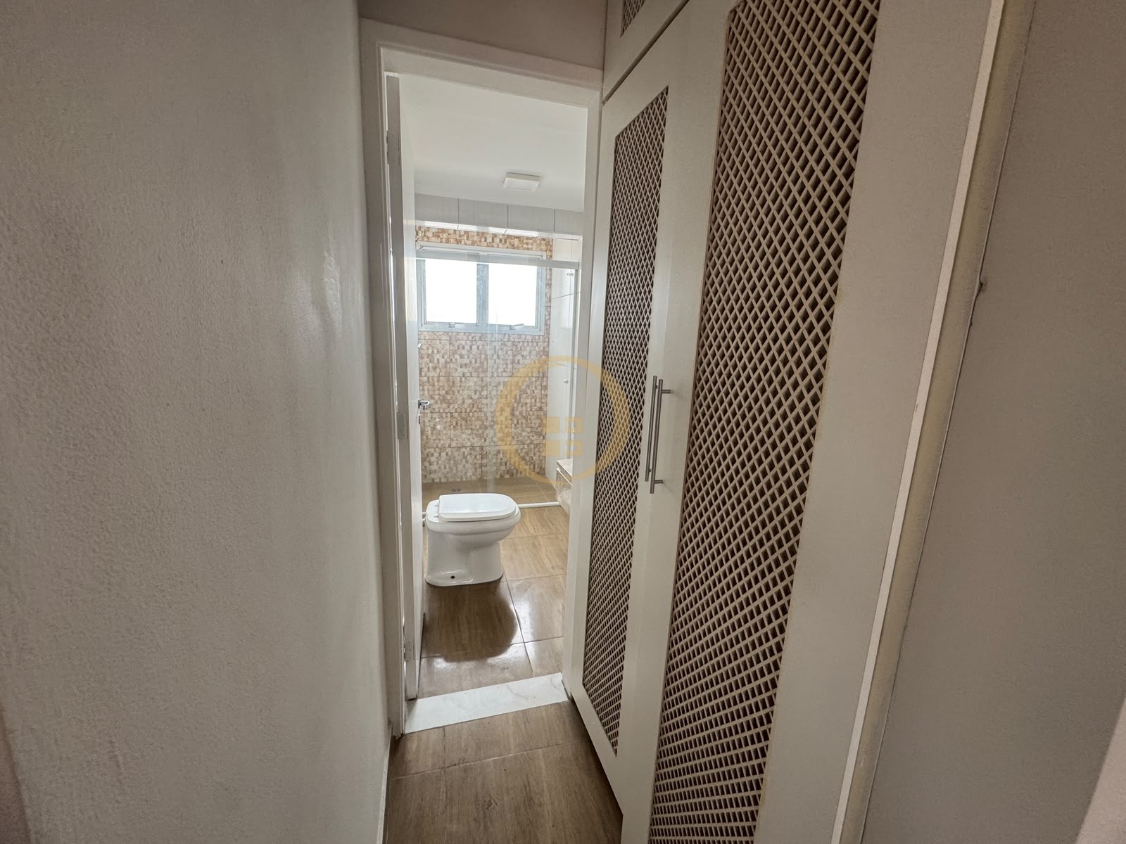 Apartamento na Praia da Enseada, Guarujá - SP