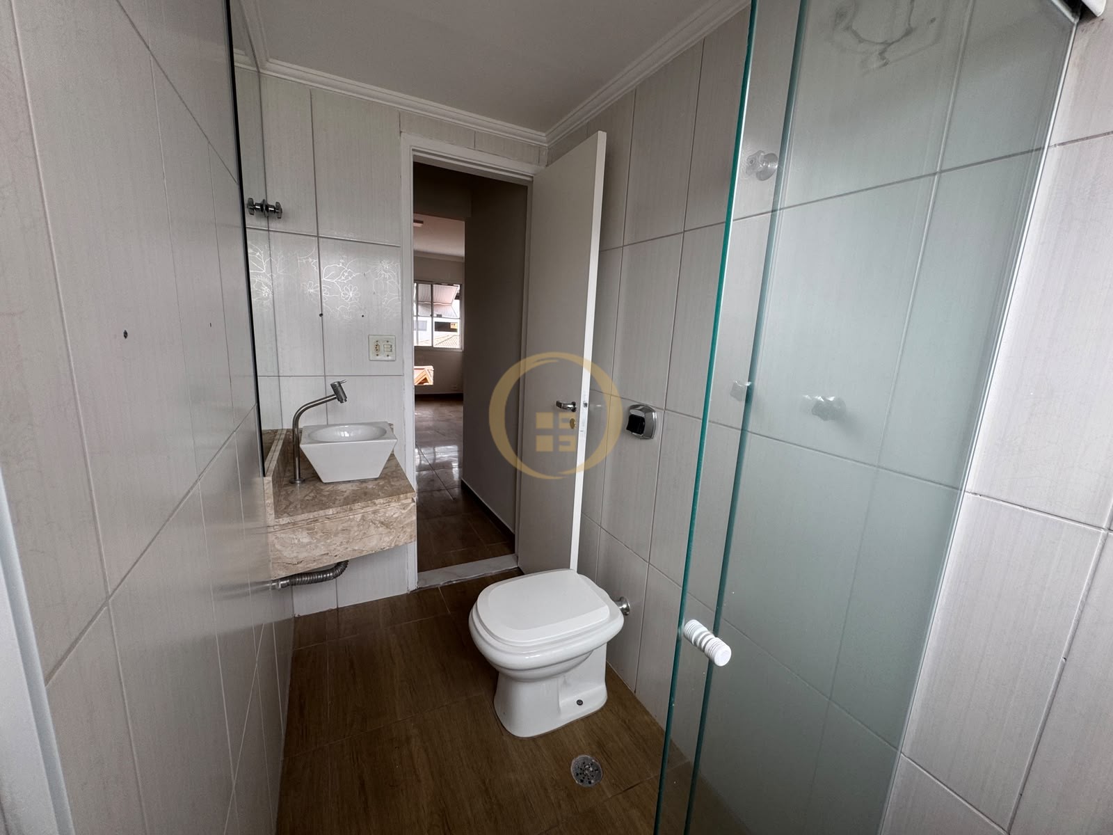 Apartamento na Praia da Enseada, Guarujá - SP