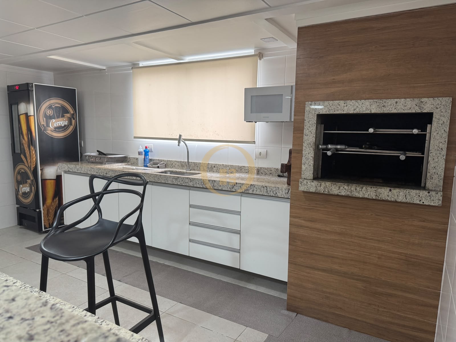 Apartamento na Praia da Enseada, Guarujá - SP