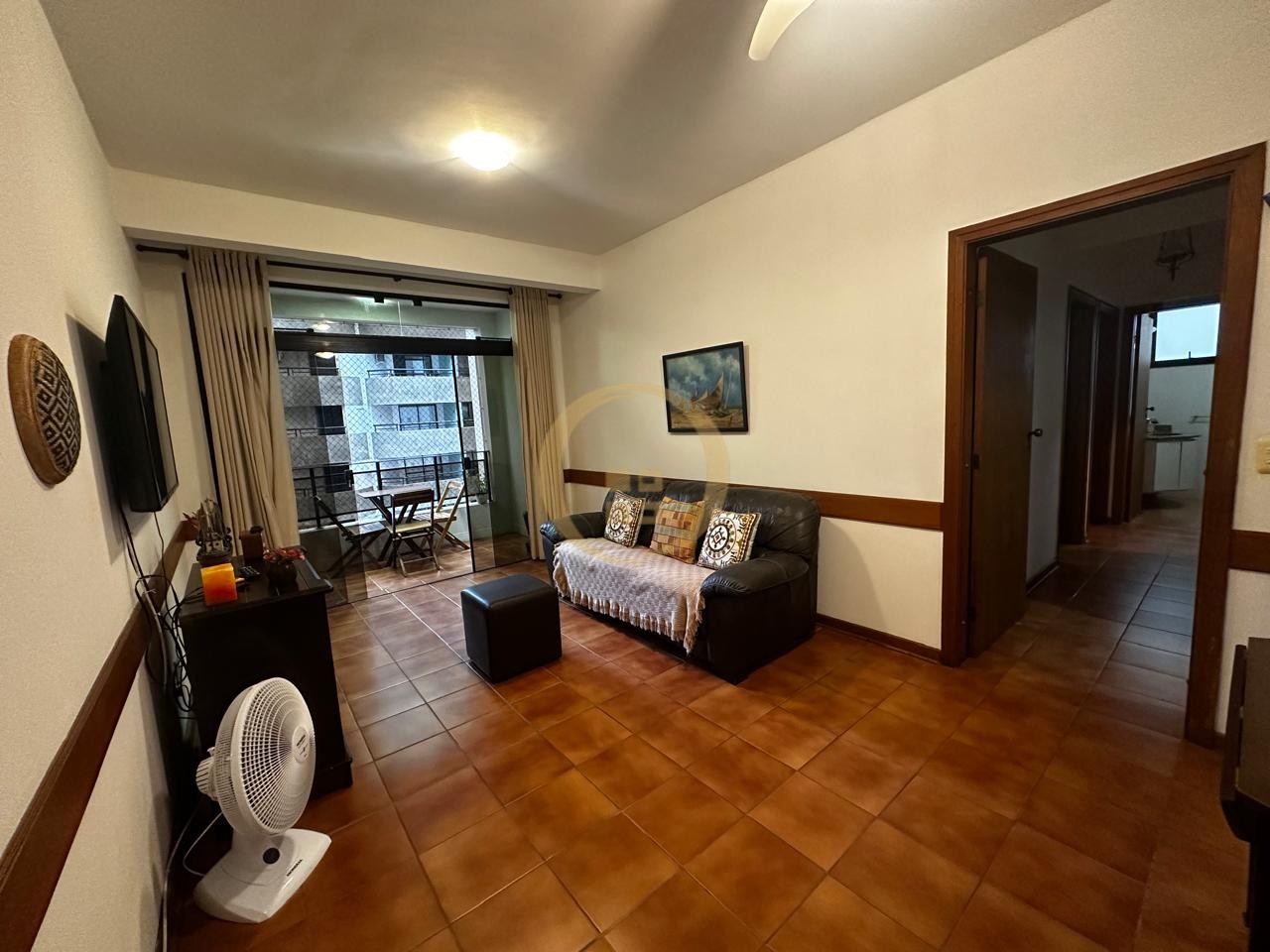 Apartamento na Praia das Pitangueiras, Guarujá - SP