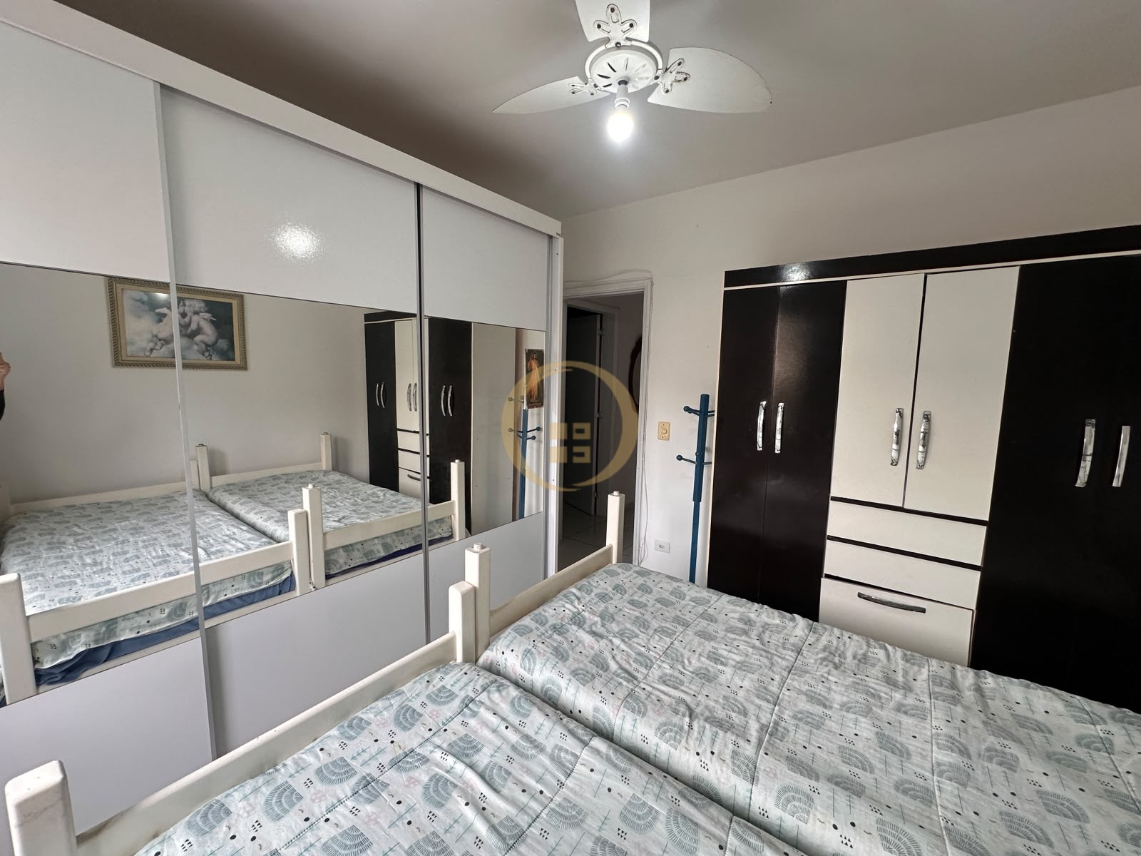 Apartamento na Praia da Enseada, Guarujá - SP