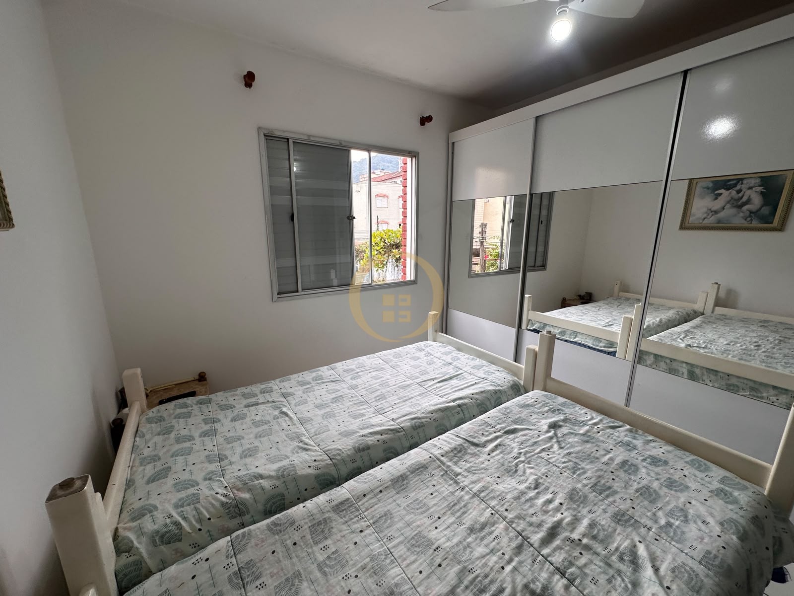 Apartamento na Praia da Enseada, Guarujá - SP