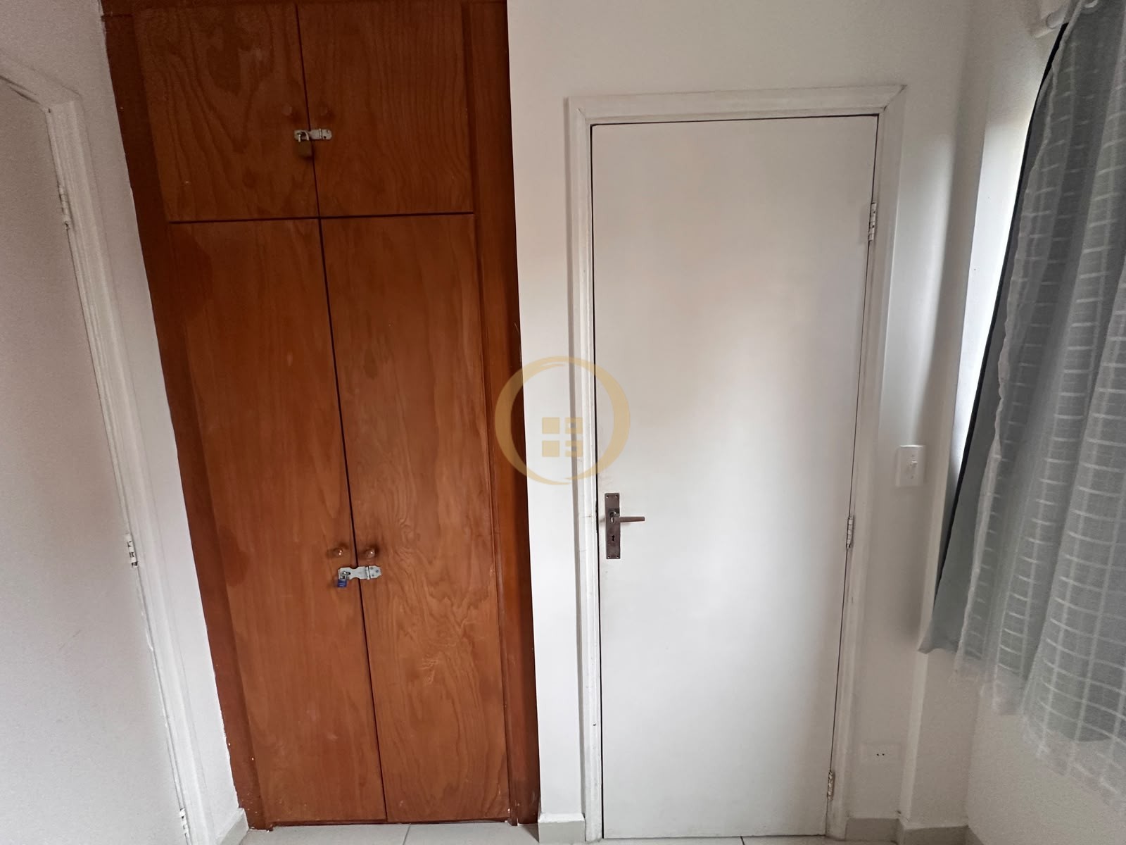 Apartamento na Praia da Enseada, Guarujá - SP