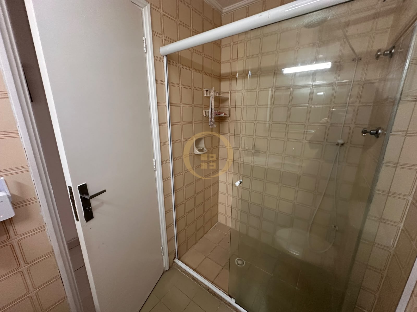 Apartamento na Praia da Enseada, Guarujá - SP