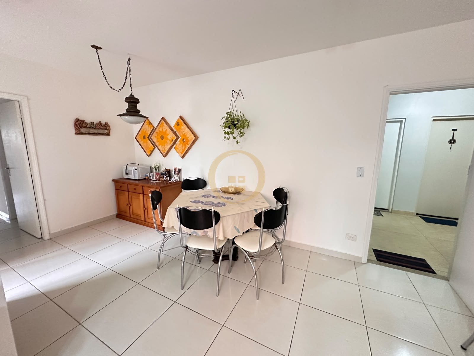 Apartamento na Praia da Enseada, Guarujá - SP