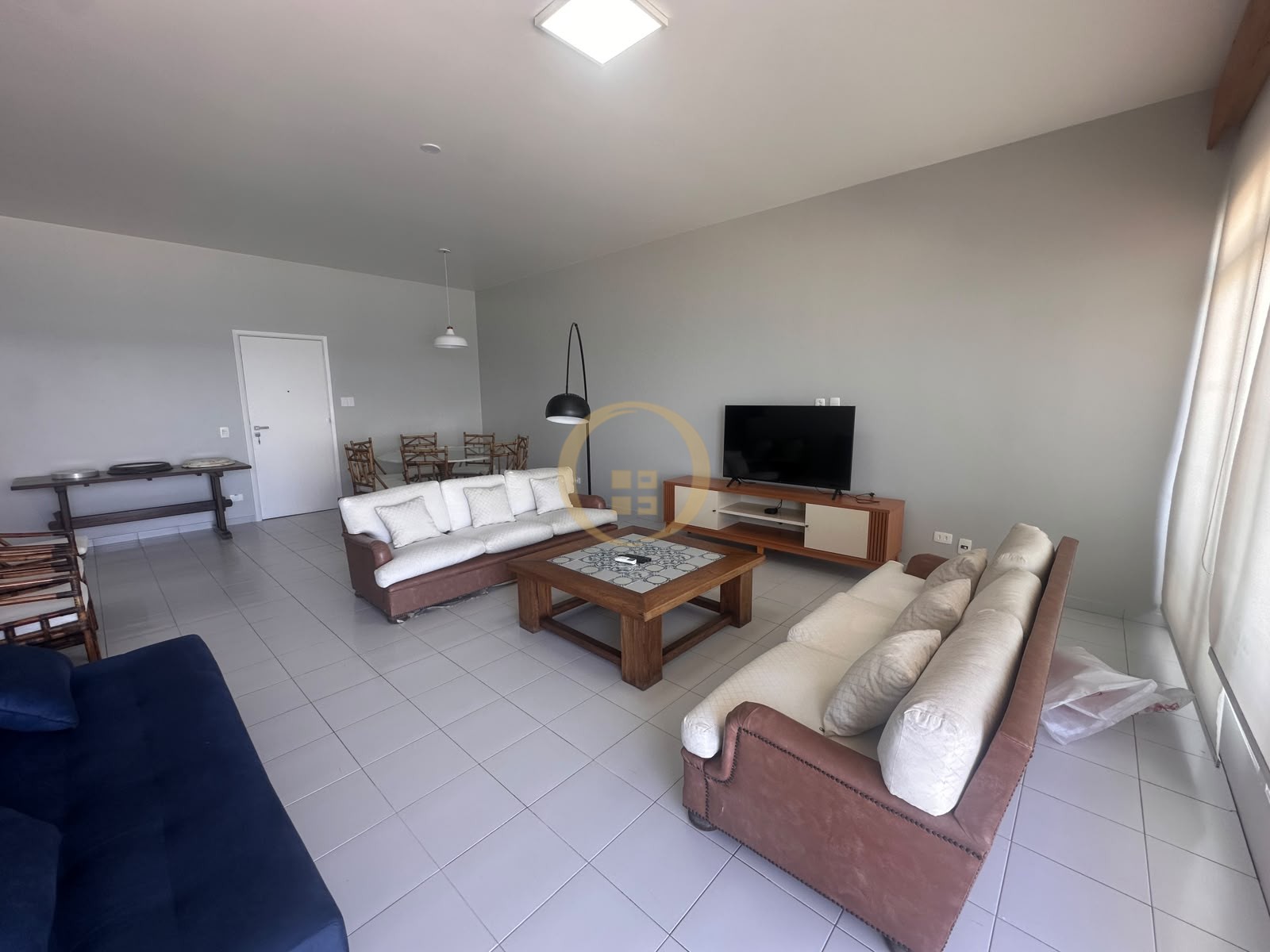Apartamento-3-dormitorios-Pitangueiras