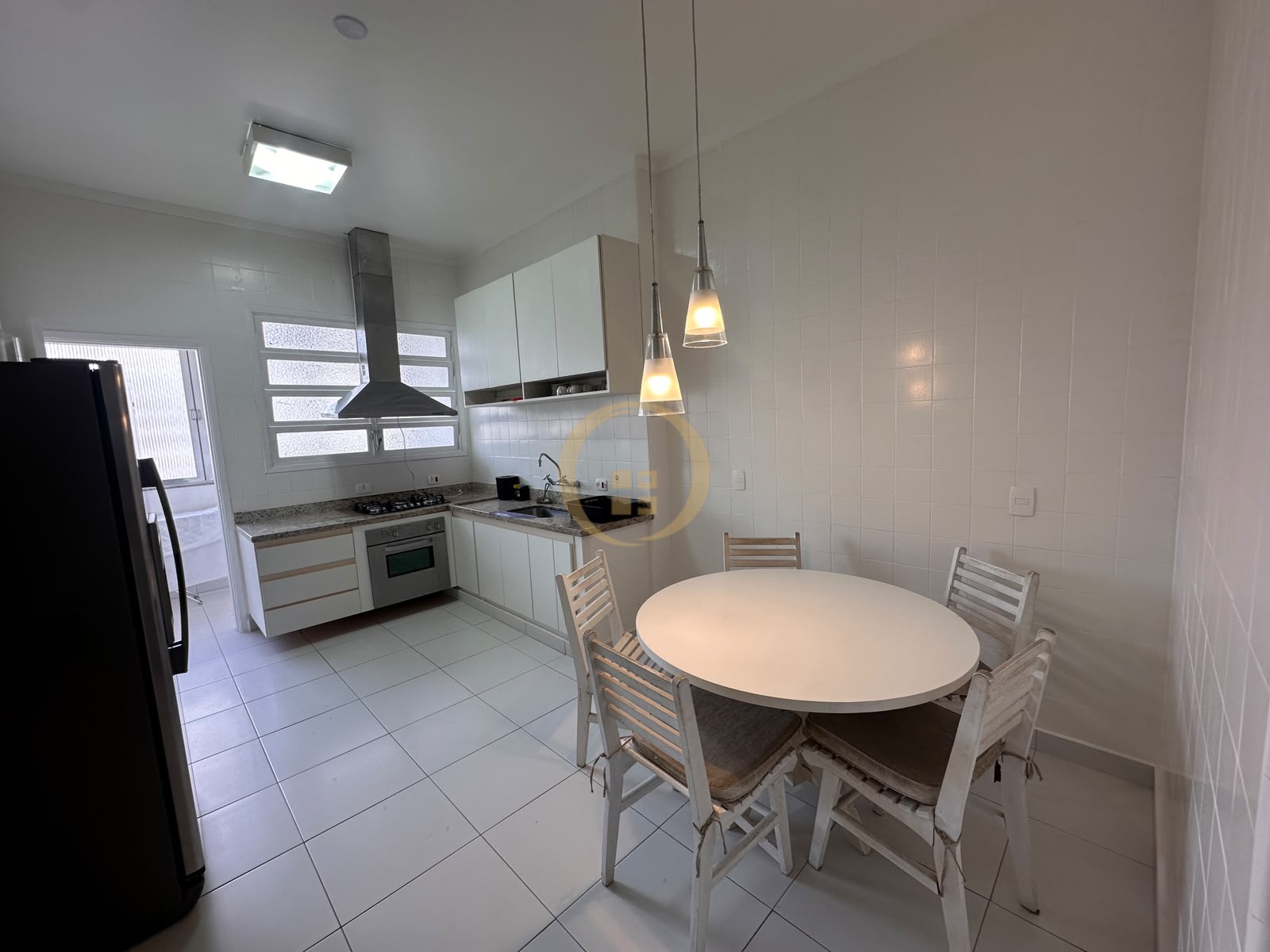 Apartamento-3-dormitorios-Pitangueiras