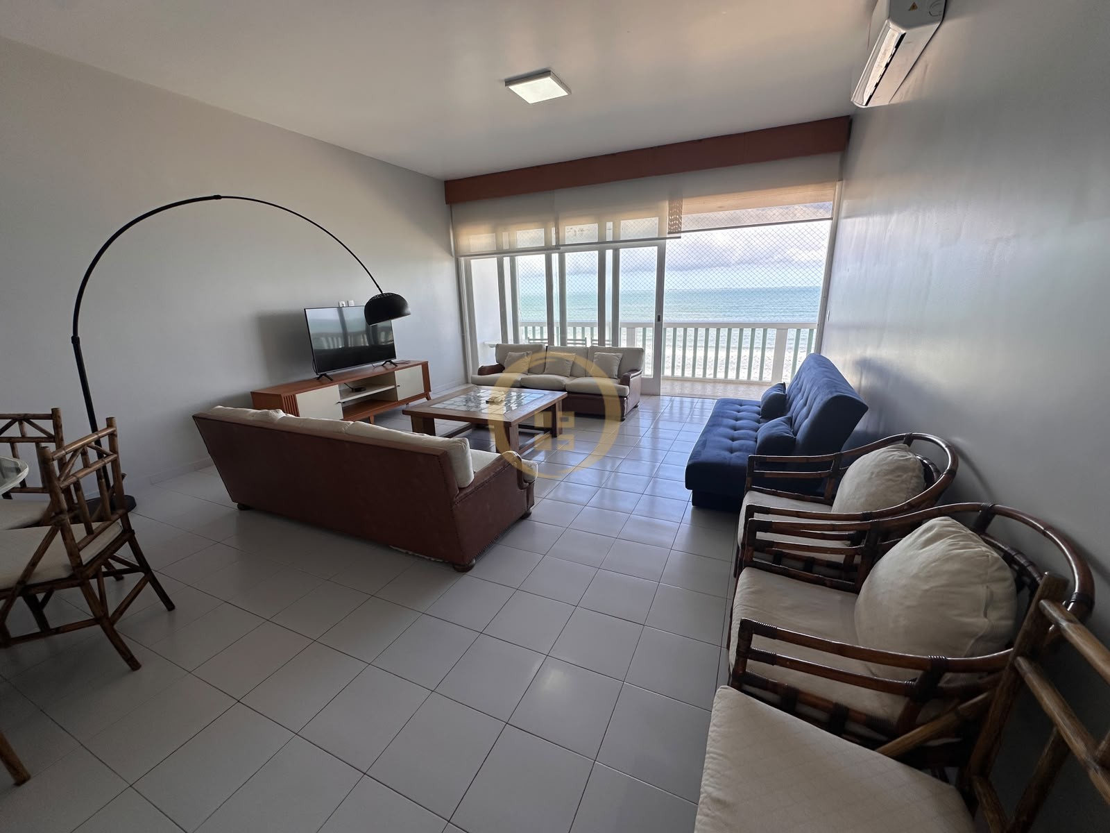 Apartamento-3-dormitorios-Pitangueiras
