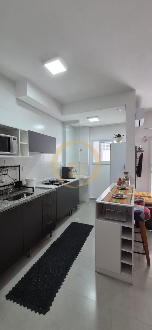 Apartamento na Praia da Enseada, Guarujá - SP
