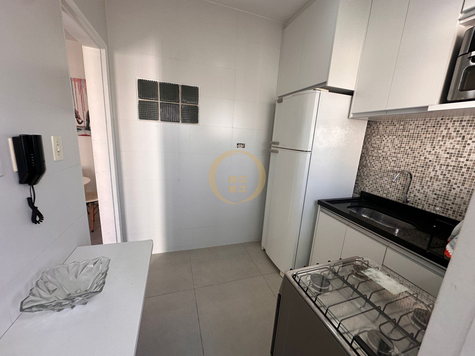 Apartamento na Praia das Pitangueiras, Guarujá - SP