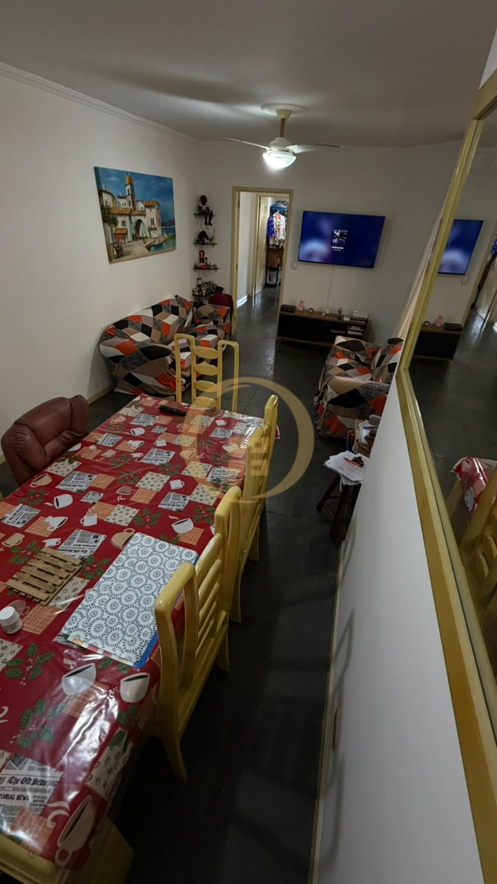 Apartamento na Praia da Enseada, Guarujá - SP