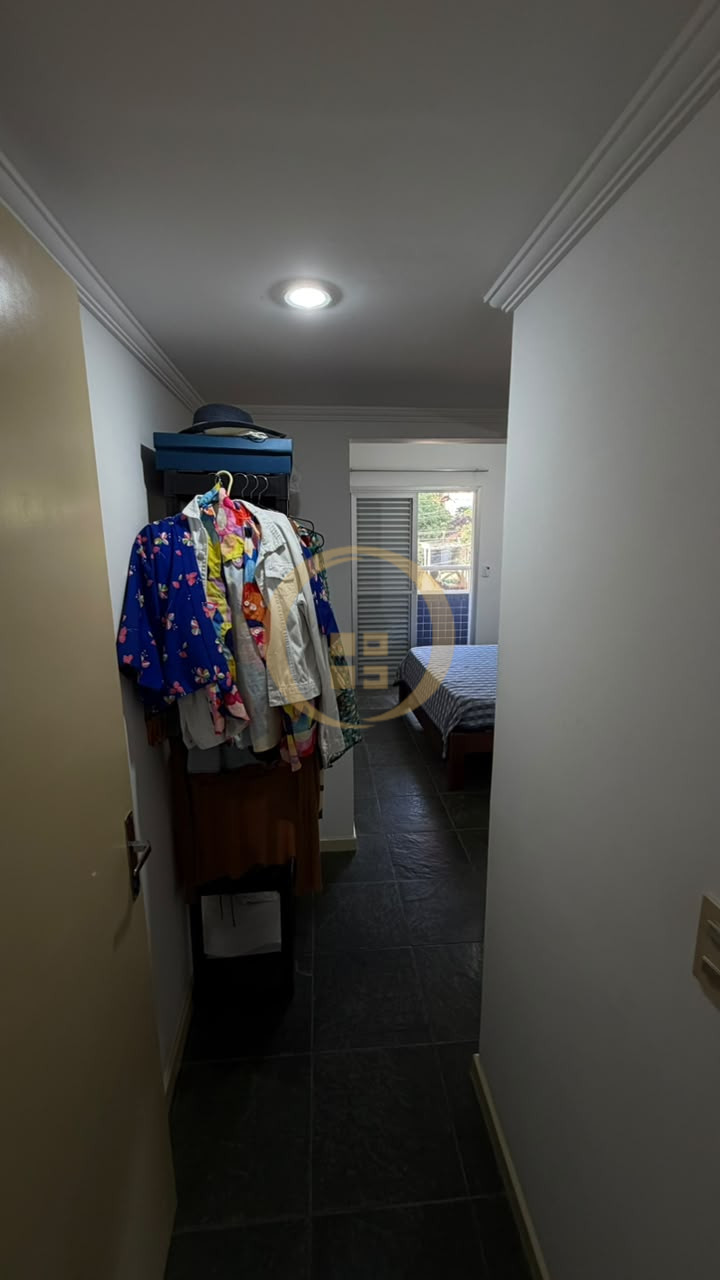 Apartamento na Praia da Enseada, Guarujá - SP