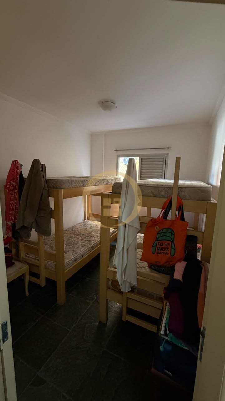 Apartamento na Praia da Enseada, Guarujá - SP