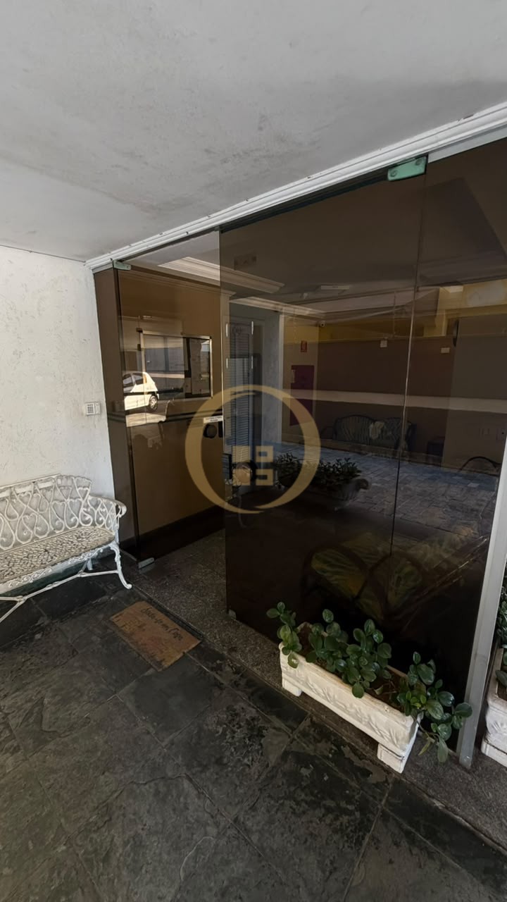 Apartamento na Praia da Enseada, Guarujá - SP
