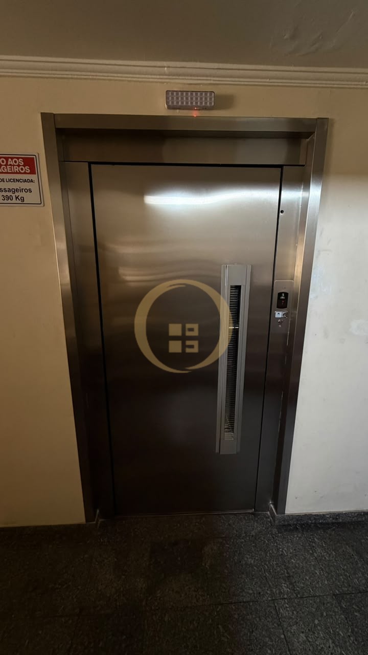Apartamento na Praia da Enseada, Guarujá - SP