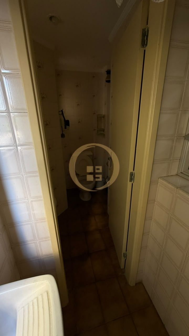 Apartamento na Praia da Enseada, Guarujá - SP
