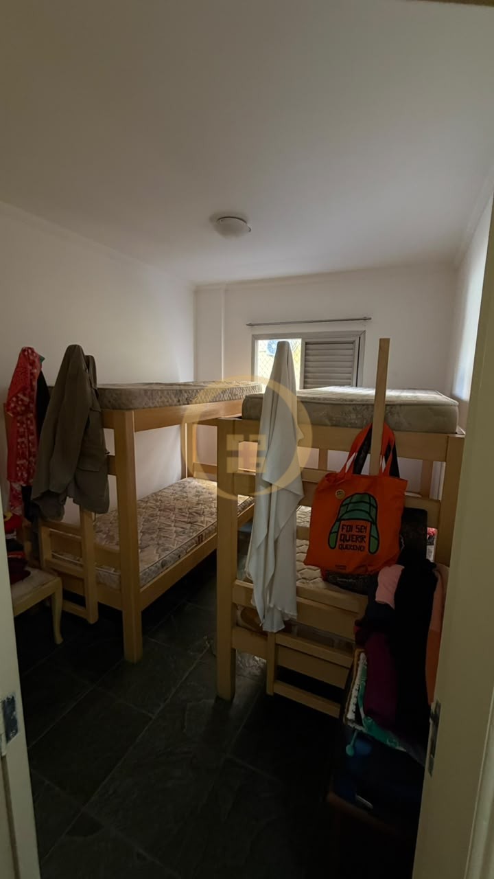 Apartamento na Praia da Enseada, Guarujá - SP