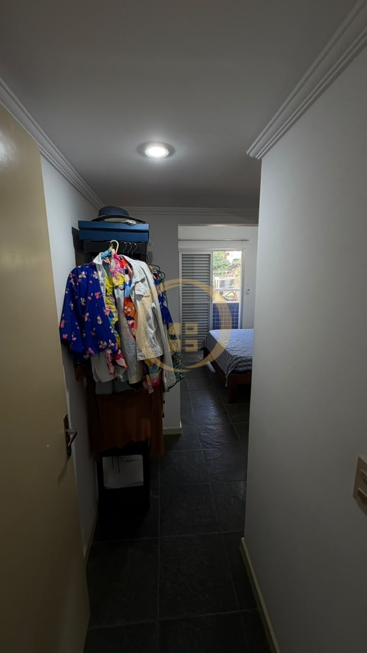 Apartamento na Praia da Enseada, Guarujá - SP