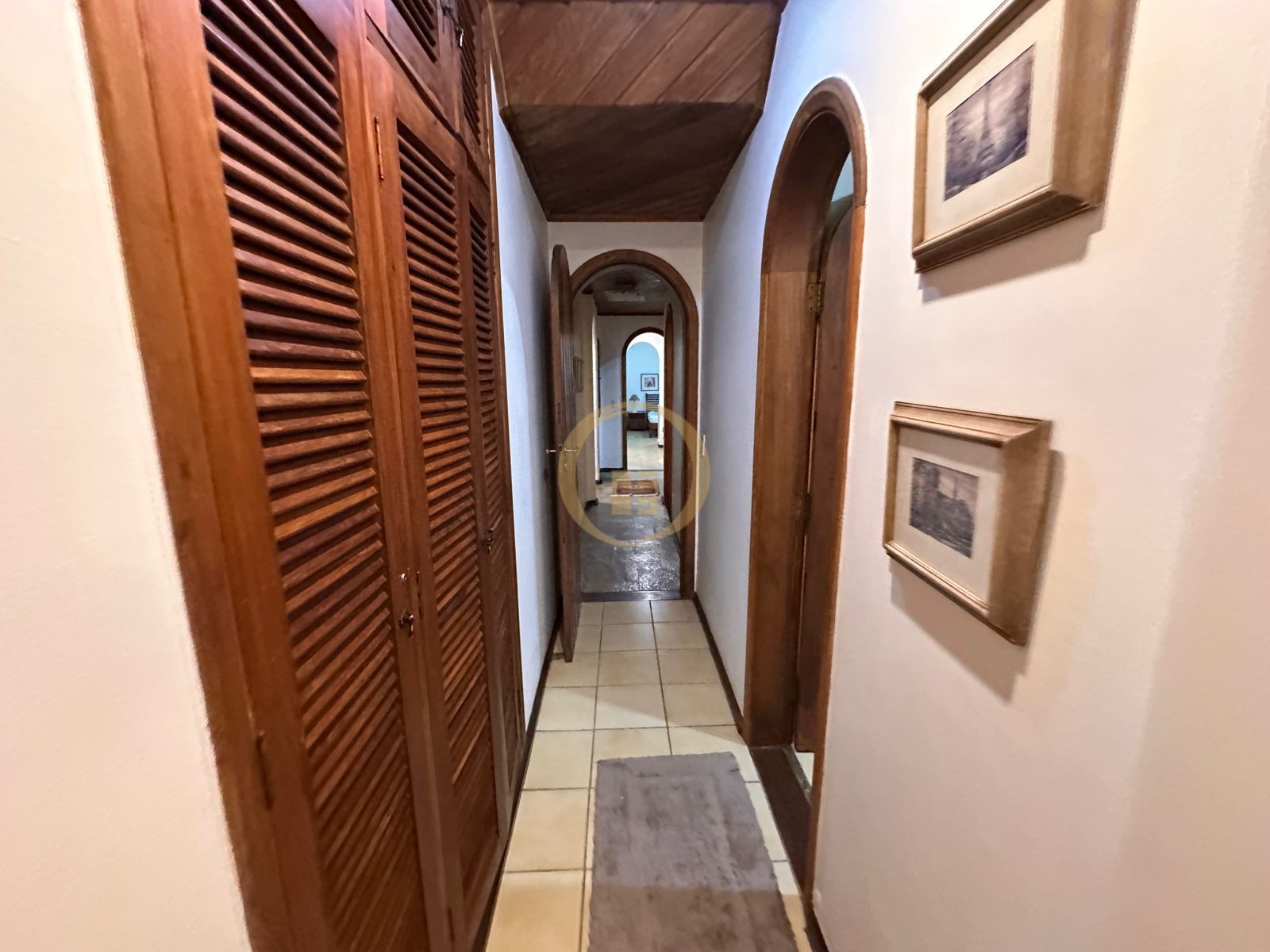 Apartamento na Praia da Enseada, Guarujá - SP