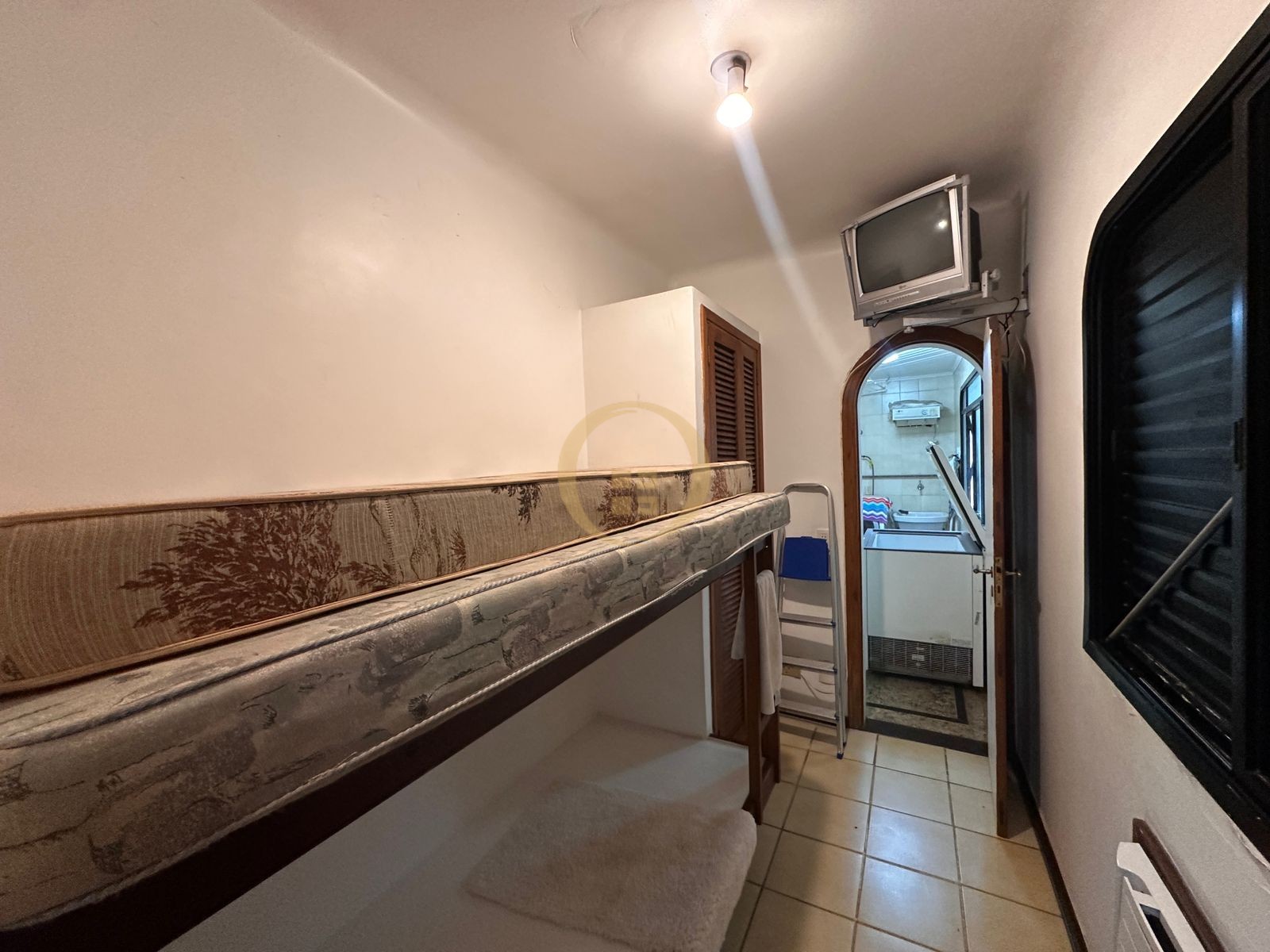 Apartamento na Praia da Enseada, Guarujá - SP