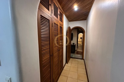 Apartamento na Praia da Enseada, Guarujá - SP
