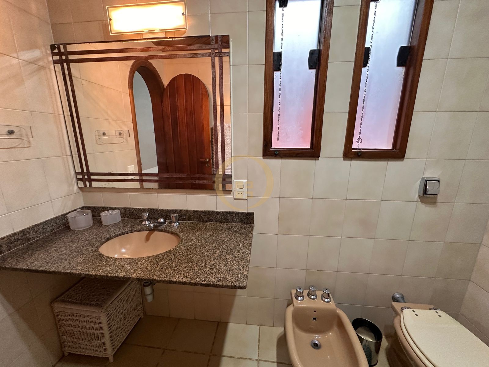 Apartamento na Praia da Enseada, Guarujá - SP