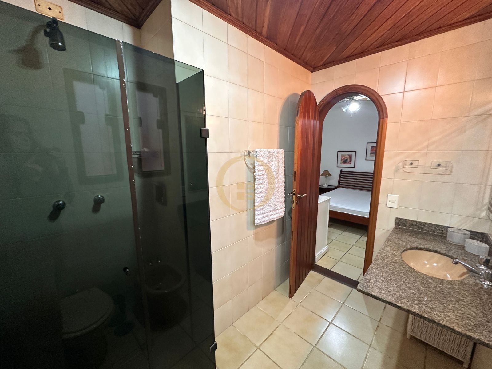 Apartamento na Praia da Enseada, Guarujá - SP