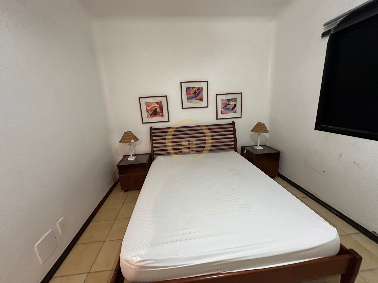 Apartamento na Praia da Enseada, Guarujá - SP