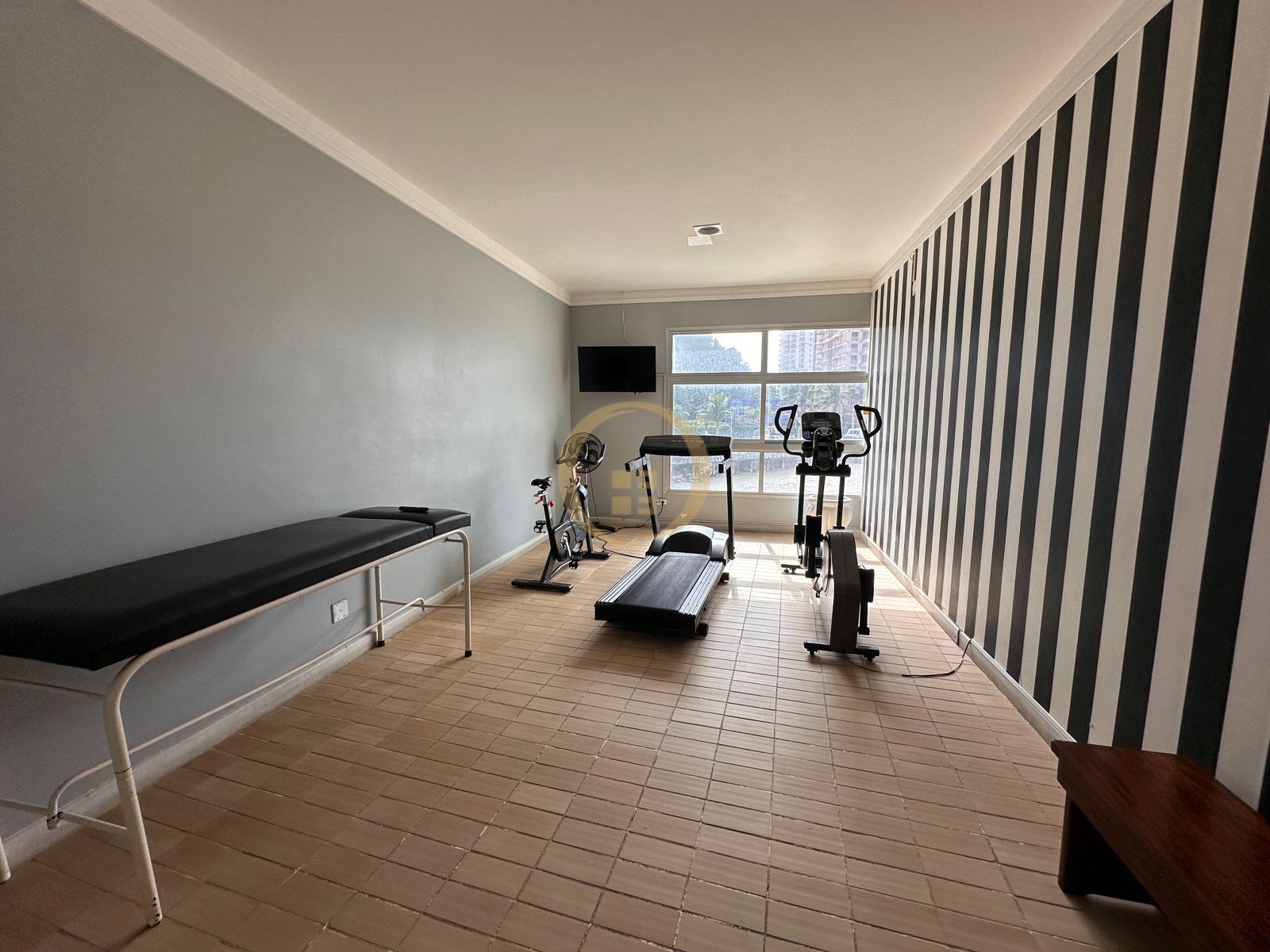 Apartamento Frente ao Mar nas Pitangueiras, Guarujá - SP