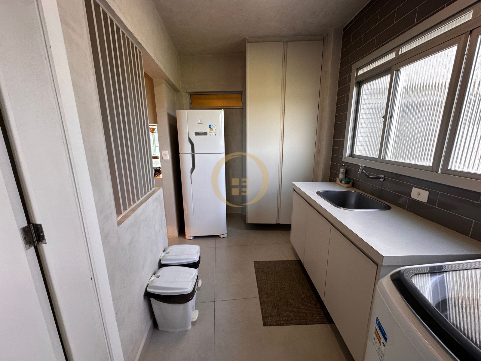 Apartamento Frente ao Mar nas Pitangueiras, Guarujá - SP
