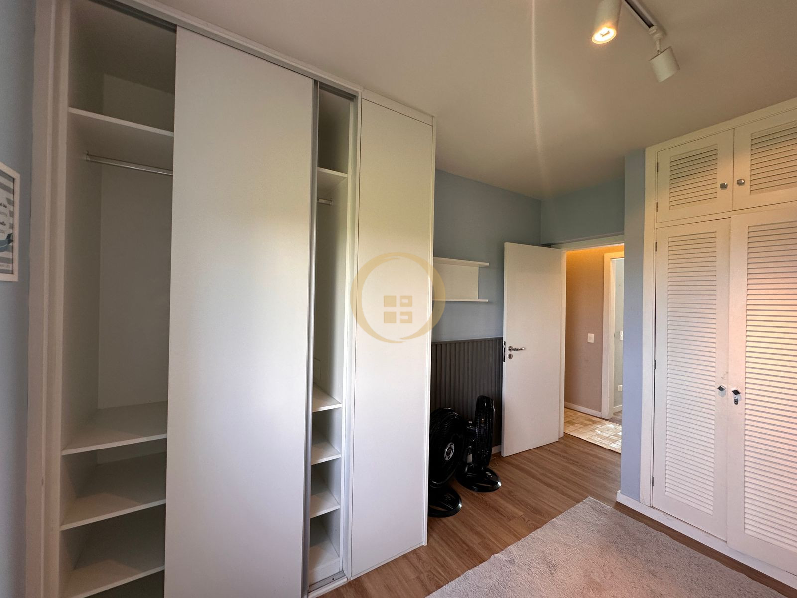 Apartamento Frente ao Mar nas Pitangueiras, Guarujá - SP