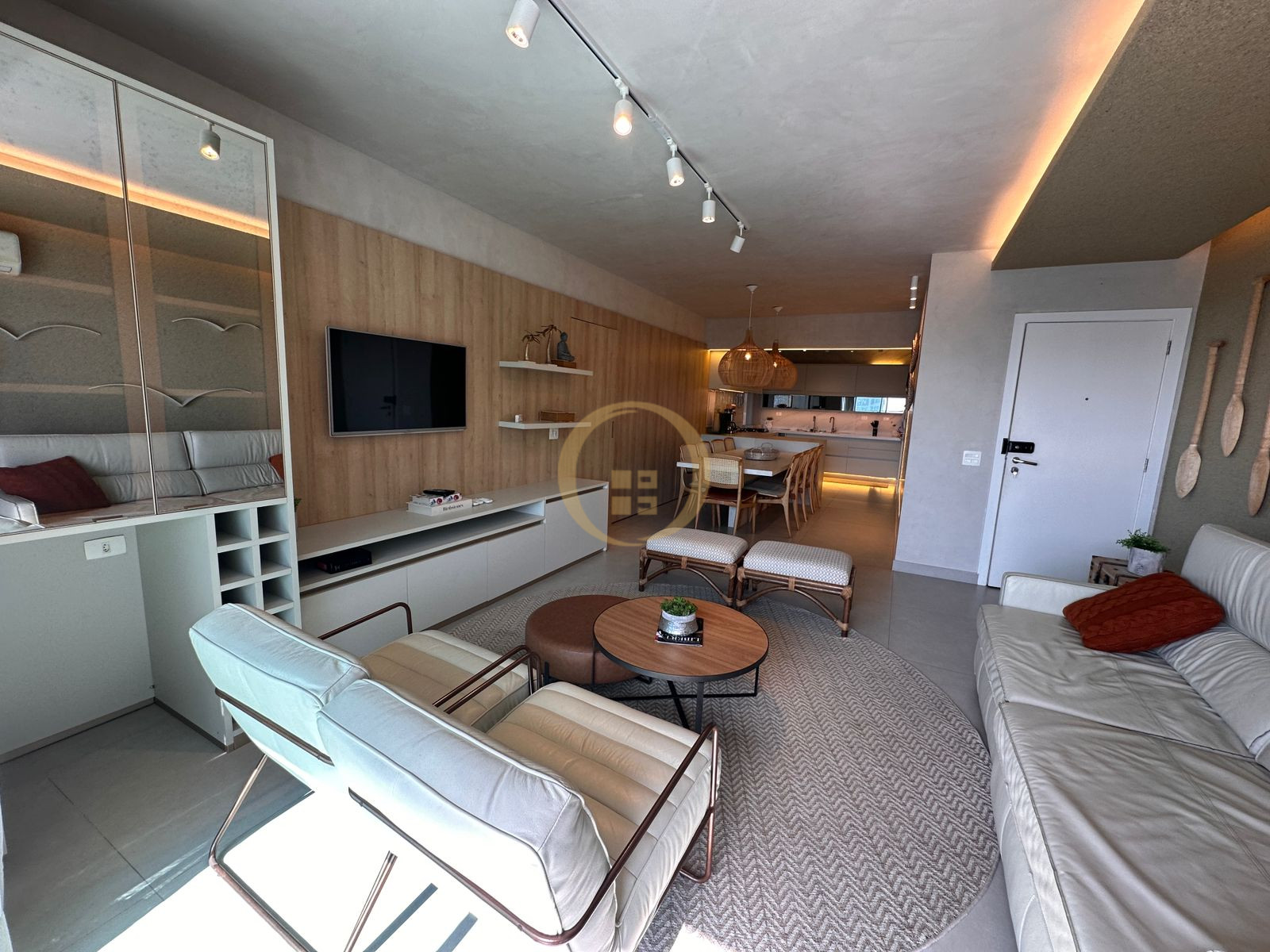Apartamento Frente ao Mar nas Pitangueiras, Guarujá - SP