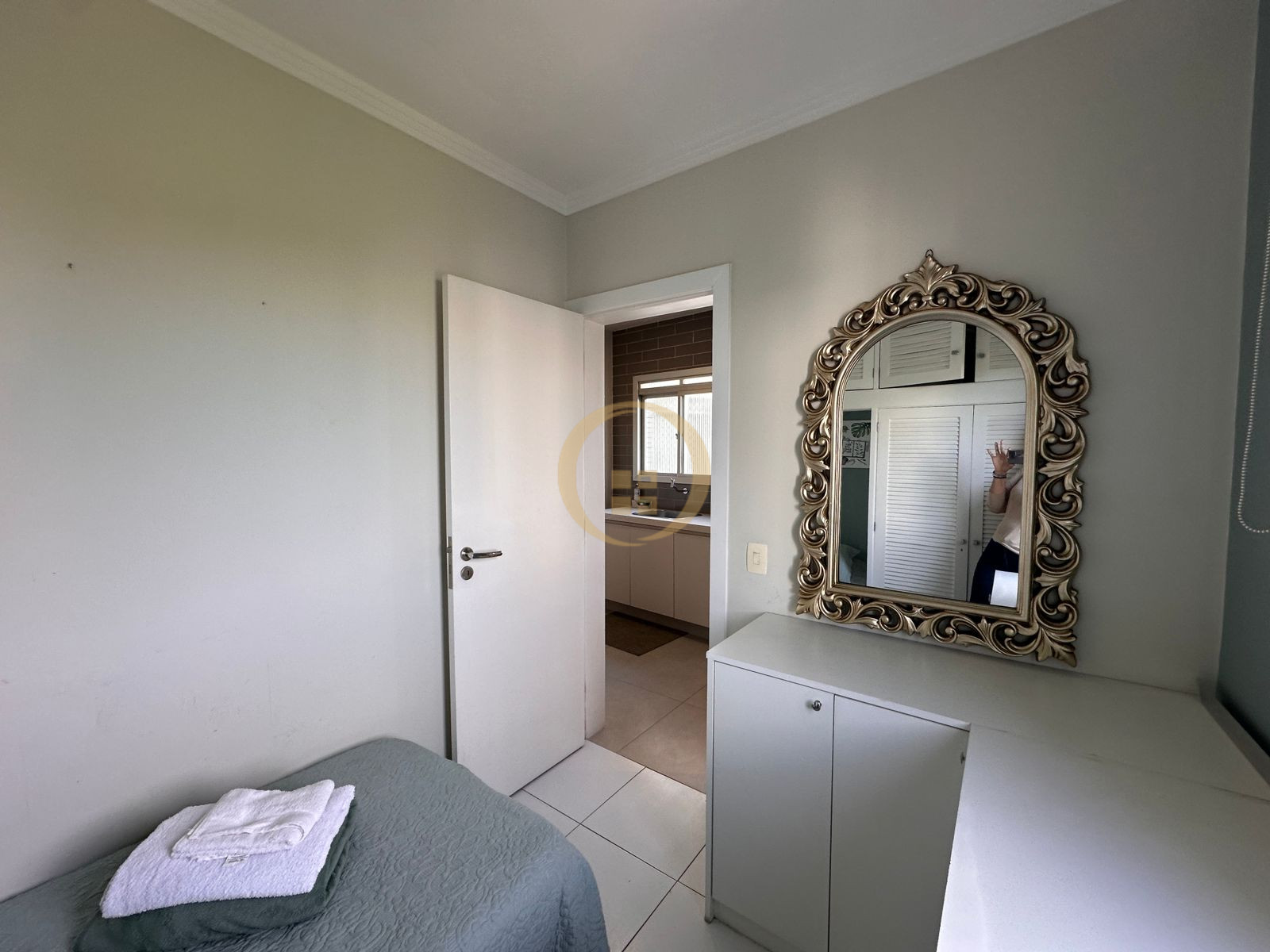 Apartamento Frente ao Mar nas Pitangueiras, Guarujá - SP