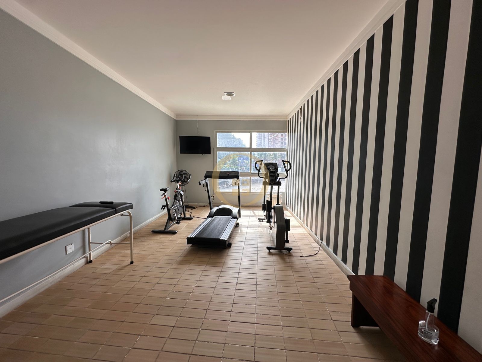 Apartamento Frente ao Mar nas Pitangueiras, Guarujá - SP