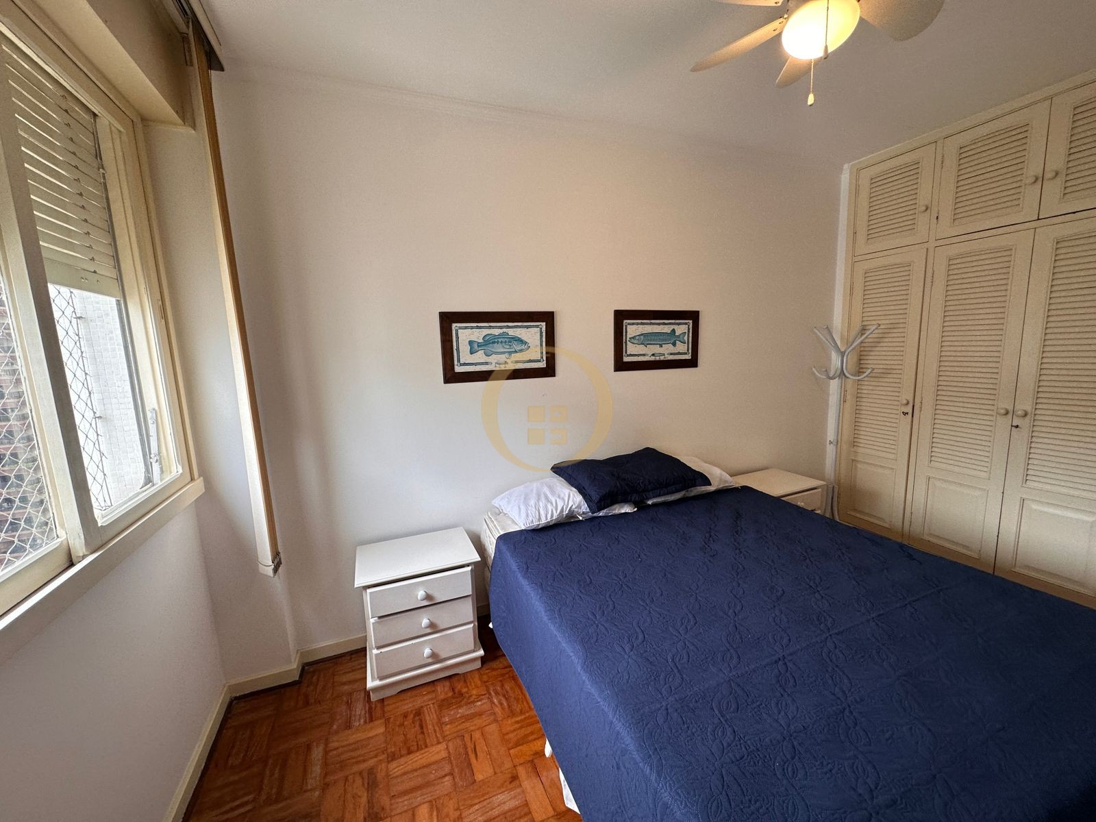 Apartamento na Praia das Pitangueiras, Guarujá - SP