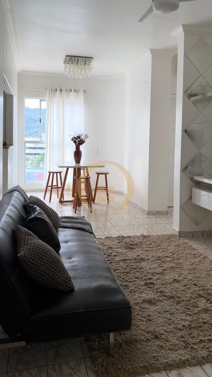 Apartamento na Praia da Enseada, Guarujá - SP