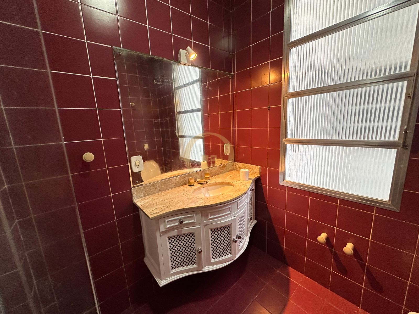 Apartamento Frente ao Mar nas Pitangueiras, Guarujá - SP
