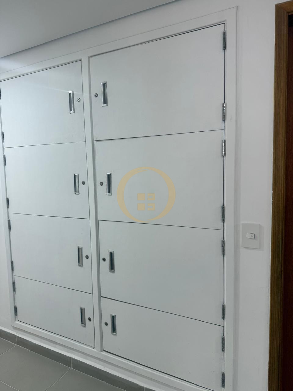 Apartamento na Praia da Enseada, Guarujá - SP
