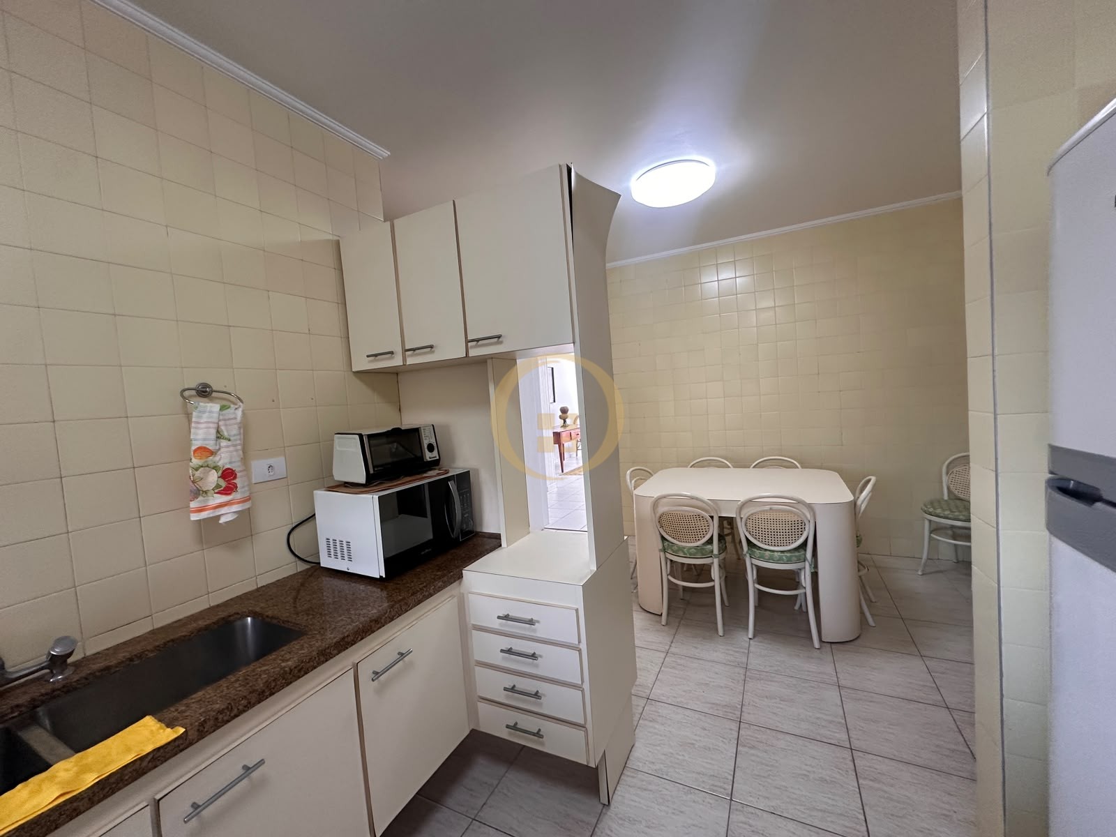 Apartamento Frente ao Mar nas Pitangueiras, Guarujá - SP