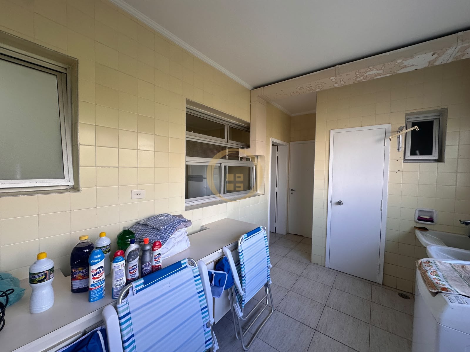 Apartamento Frente ao Mar nas Pitangueiras, Guarujá - SP