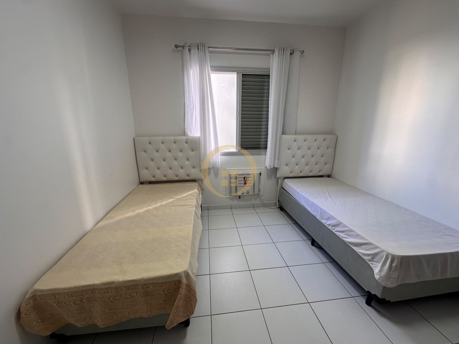 Apartamento Frente ao Mar nas Pitangueiras, Guarujá - SP