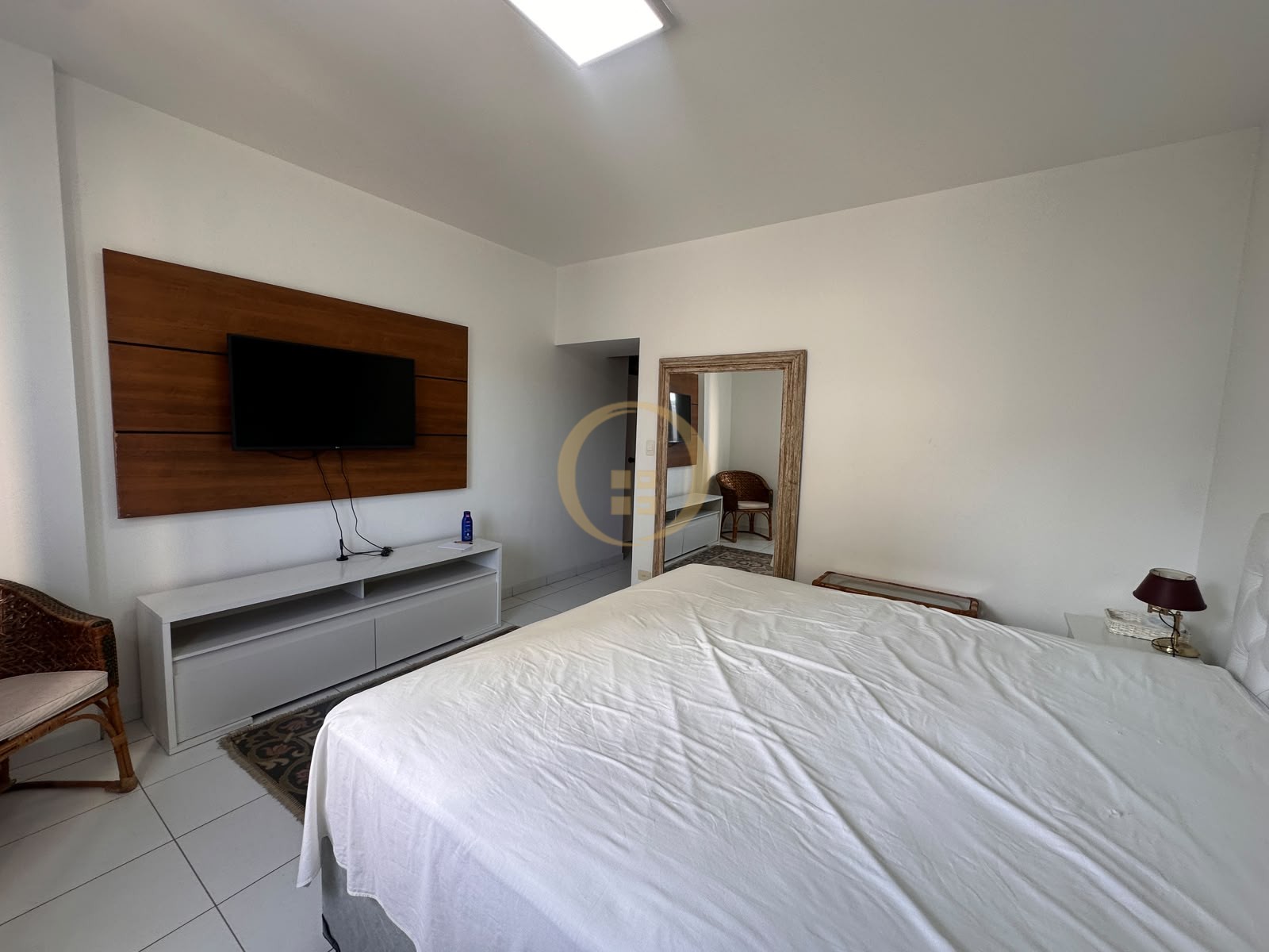 Apartamento Frente ao Mar nas Pitangueiras, Guarujá - SP