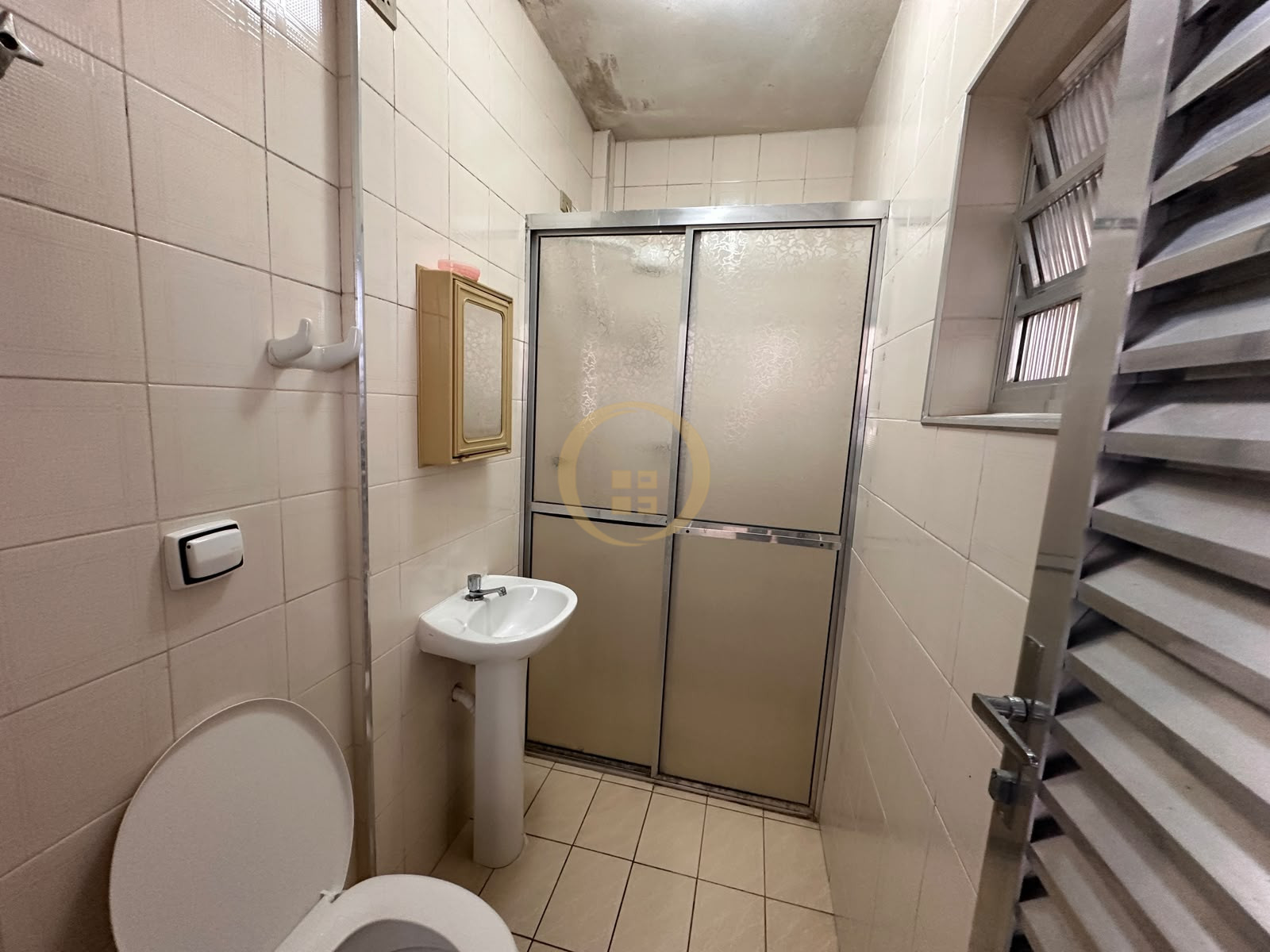 Apartamento-4-dormitorios-Pitangueiras