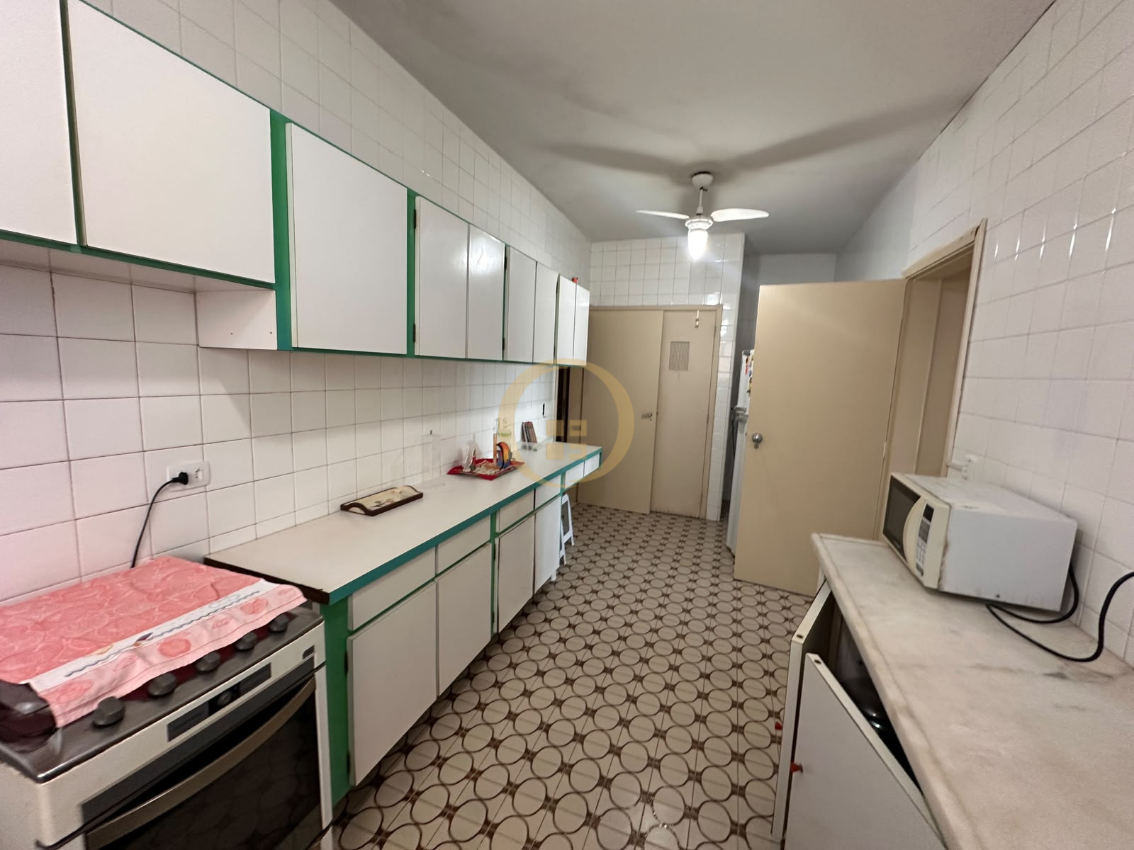 Apartamento-4-dormitorios-Pitangueiras