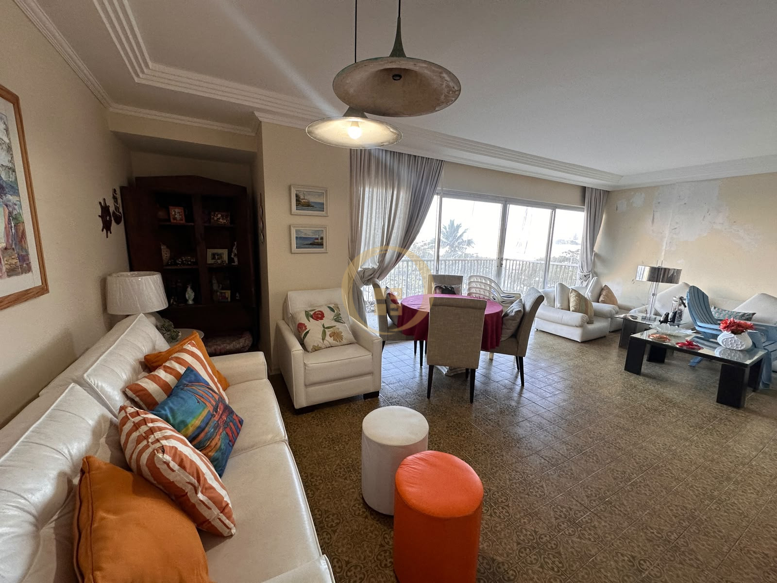Apartamento-4-dormitorios-Pitangueiras