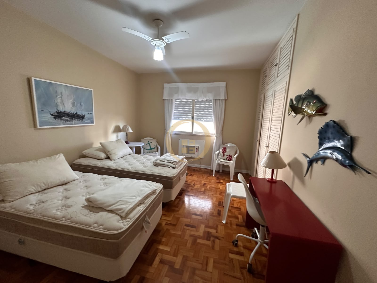Apartamento Frente ao Mar nas Pitangueiras, Guarujá - SP